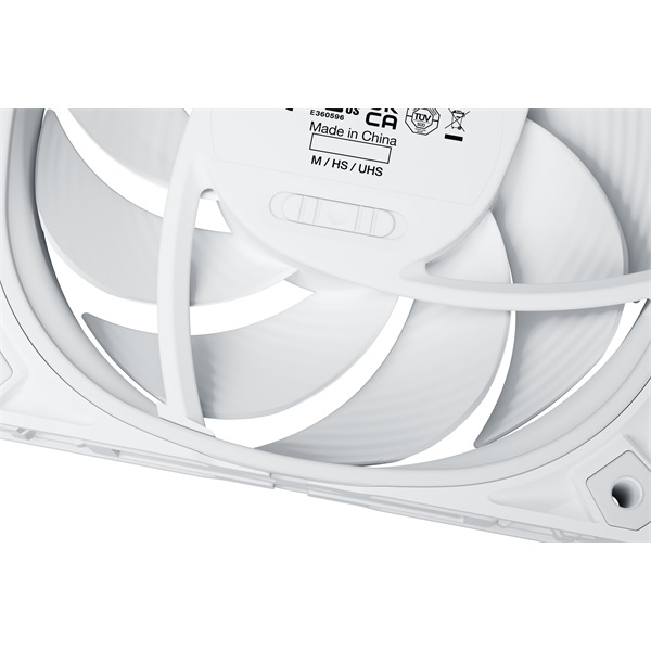 Be Quiet! Cooler 14cm - SILENT WINGS PRO 4 White 140mm PWM (2400rpm, 36,8dB, fehér)